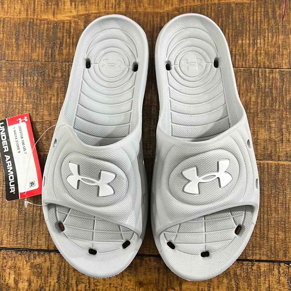 Under Armour light gray slides NWT